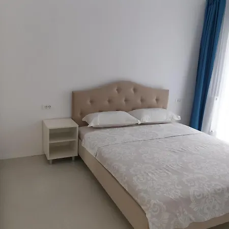 Daire Apartament Violet Navodari
